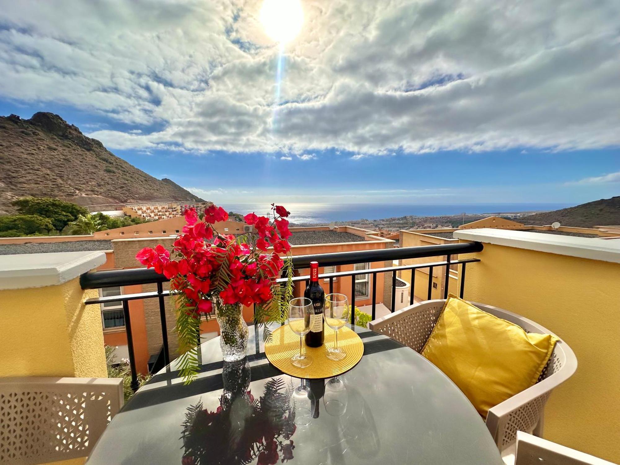 Sunshine Apartment With Sea Viev Адехе Екстер'єр фото